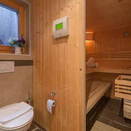 Chalet Ecosse 샬레 Riddes